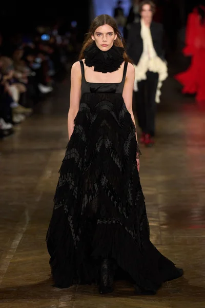 Look 33